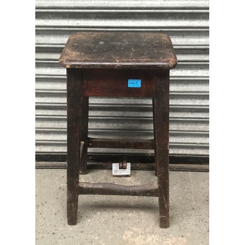 1005 - Stunning early 19th century bar stool with fantastic wear to the stretcher.