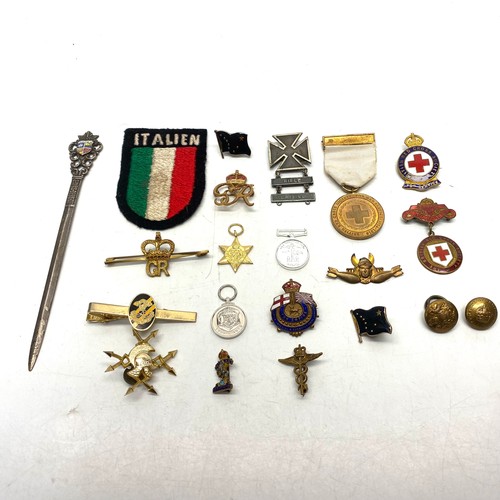 812 - Collection of miniature medals, enamel badges and sweetheart broches.