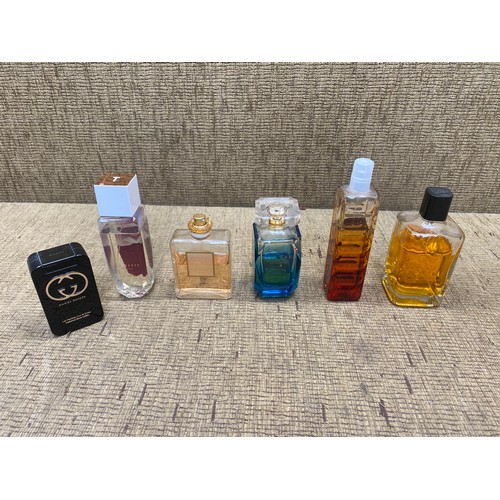 477 - Mixed perfumes and aftershaves.