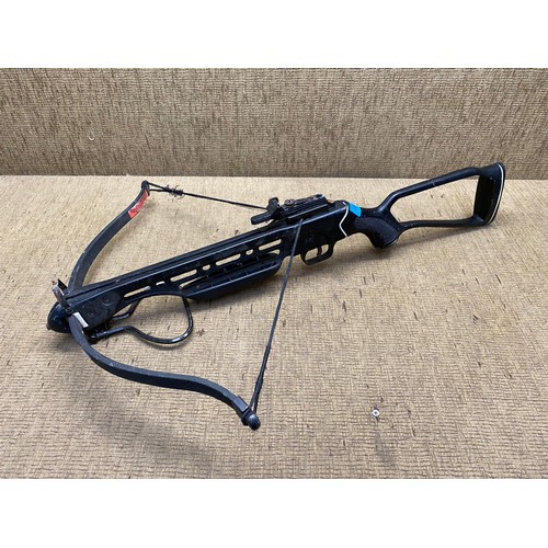 1022 - recurve crossbow. (18+ local collection only).