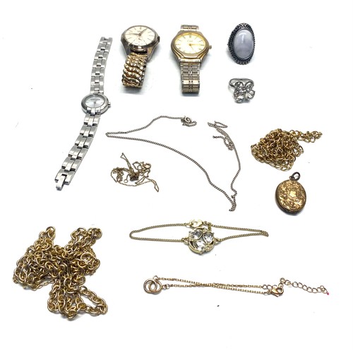 677 - Mixed Jewellery and watches.