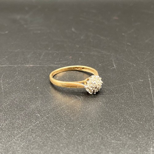 802 - 9ct Gold cluster Ring with diamonds. Size M. 1.5g