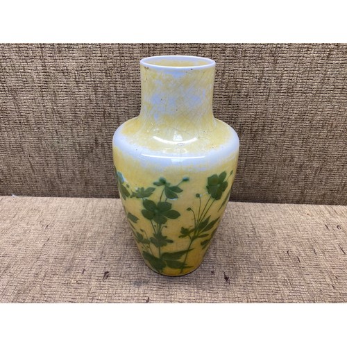 1045 - Ruskin lustre pottery vase dated 1910