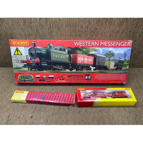 1059 - Hornby western messenger H-O gauge tracks extension pack and a break down train H-O gauge.