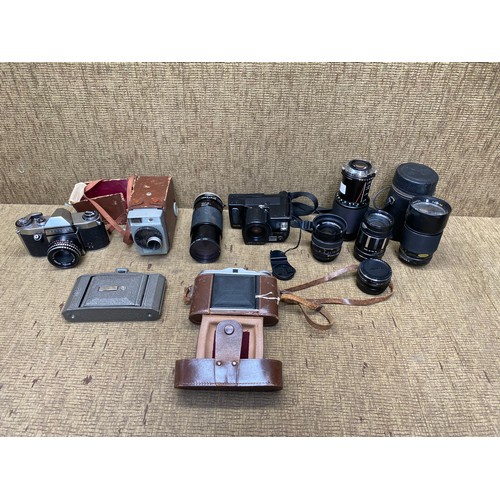 1063 - Mixed selection of cameras and lenses including praktica fx, prinzflex auto mc.