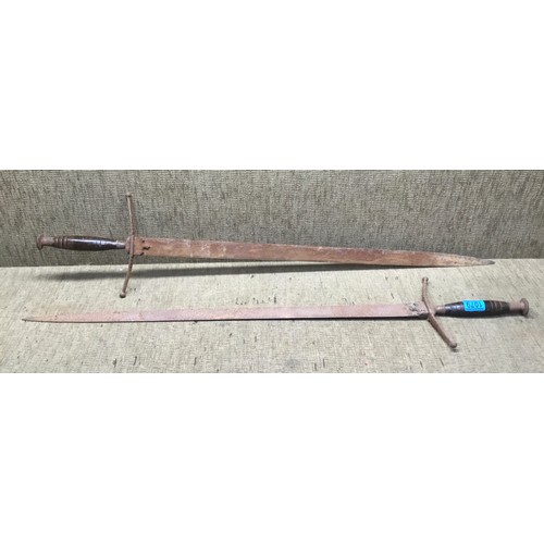 1079 - A pair of reproduction Asian swords (Over 18 local collection only)