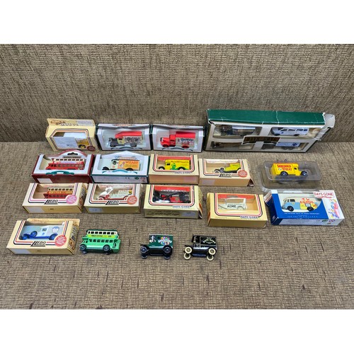 1081 - Collection of boxed toy cars.