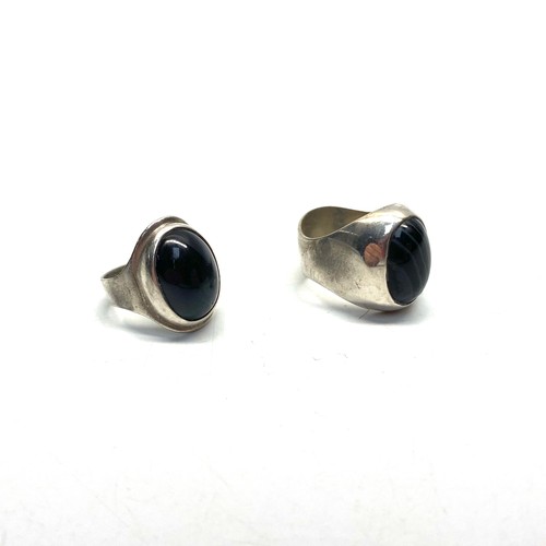 911 - Silver ring with a jasper stone (white streaks) size O and a Silver Hematite ring size L.