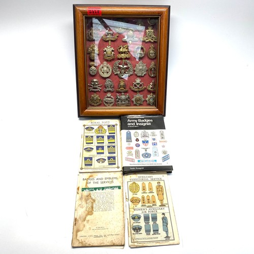 782E - A presentation box containing 28 cap badges including the Reconnaissance corps and Artists., with bo... 