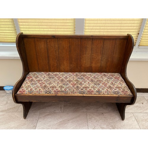 1107 - Vintage settle with upholstered seat 122cm