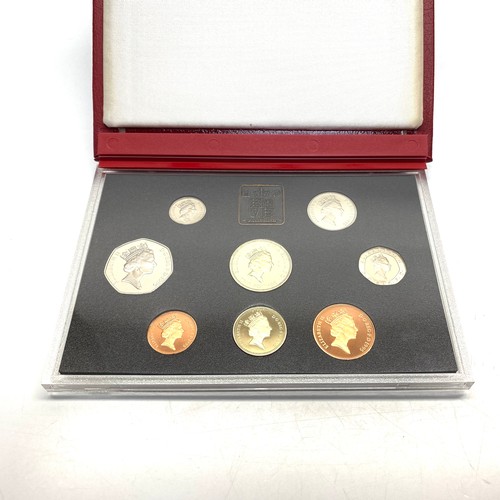 946 - 1995 UK Royal Mint Proof Coin Collection 9 Coin Year Set In Case with COA