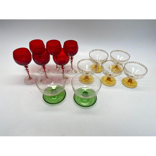 480 - Selection of glass including: Cranberry glass.