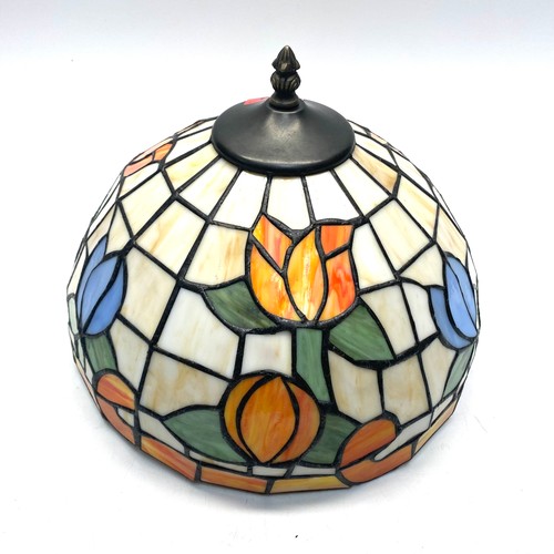 783 - Tiffany lamp shade.