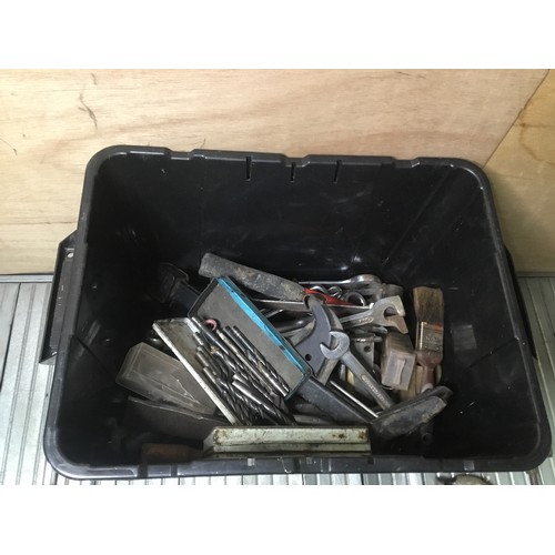 272A - Mixed tools including spanner’s, drill bits, hammers and chisels