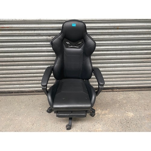 1004 - Elecwish gaming chair.