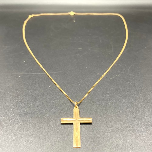 808 - 9ct gold cross and chain. 4.3g.