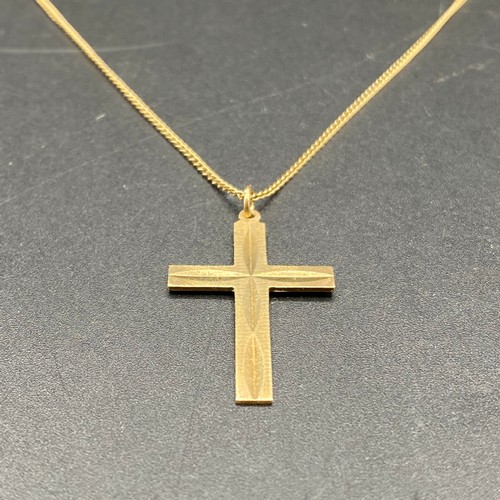 808 - 9ct gold cross and chain. 4.3g.