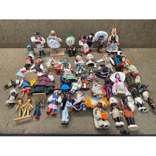 87 - Collection of childrens dolls.