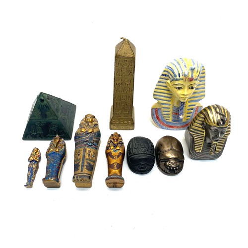 672 - Collection of Egyptian items including: Bust of Tutankhamun.