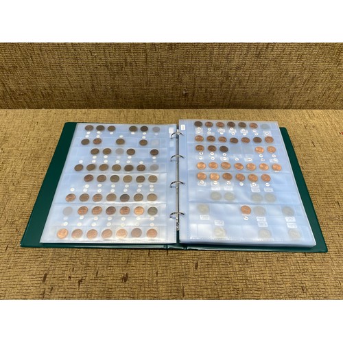 850 - coin collector's album of America including sliver, contains Canada, USA, Mexico, brazil, Peru and C... 