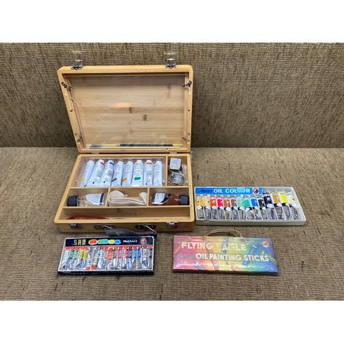 132 - Selection of art items and paint including: Oil paint and water colour.