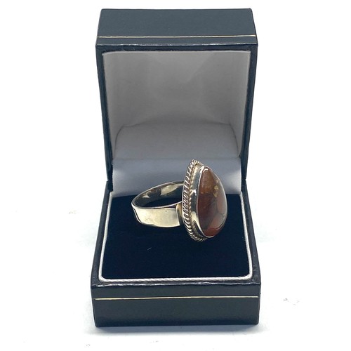 841 - Handmade Silver ring and box stamped .925 with Jasper heart-shaped stone. Size R.