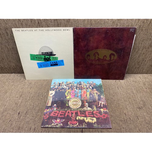 1109 - 3 lps / albums/ records including Beatles Hollywood bowl and sgt peppers.