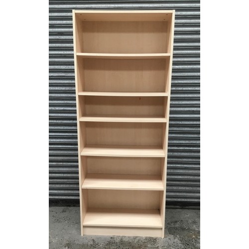 173 - Large storage unit 203cm x 80cm