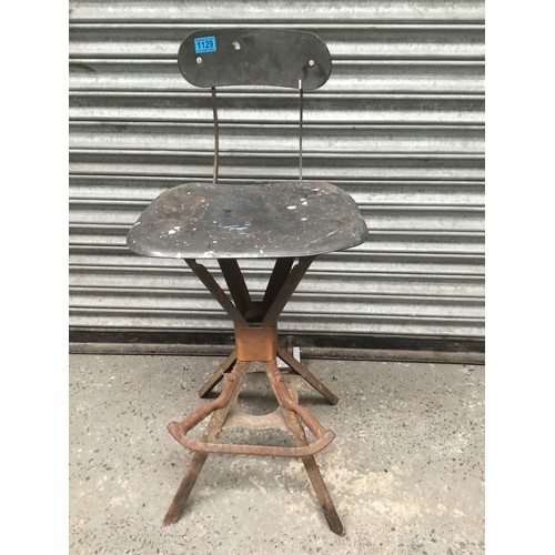 1129 - Evertaut factory chair