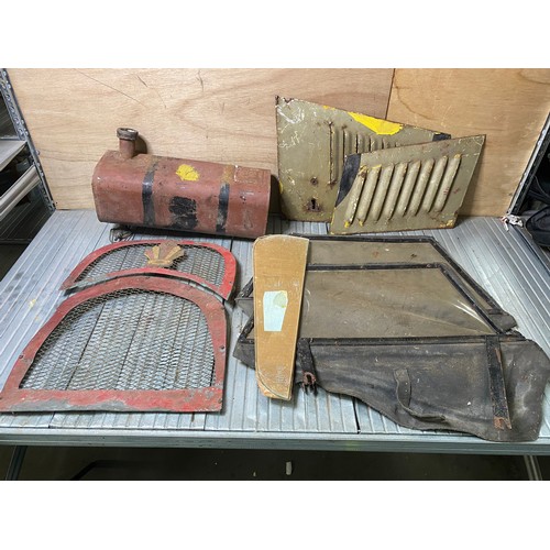 222 - Vintage MG parts including: Fuel tank, Wings and windows.