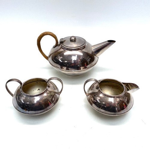 737 - Stunning silver plate tea set by Plato.