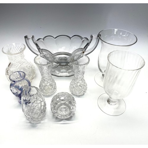 478B - Collection of glass and cut crystal vases and glasses.