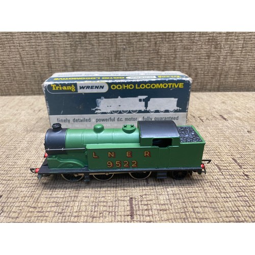 1018 - Tri-ang Wrenn H/0 gauge locomotive .W2216 0-6-2 Tank B.R.