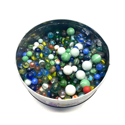 658 - Large collection of marbles.