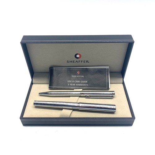 806 - Sheiffer pen set.