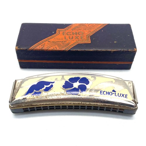 811 - Vintage Boxed M Hohner Echo-Luxe Harmonica.