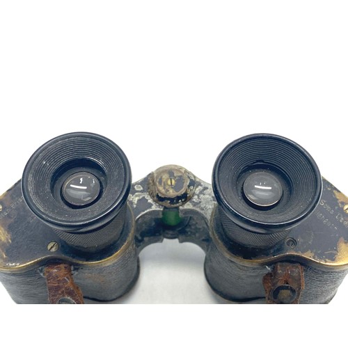 812 - WW1 British Binoculars Prismatic No3 (MkII) x 6. Maker marked and dated 