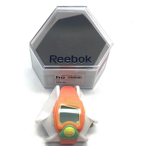 685 - Reebok pump watch CL99 pink.