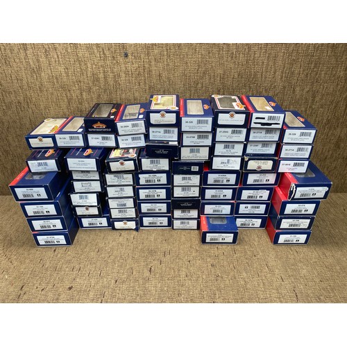 108 - large collection of bachmann empty model train boxes.