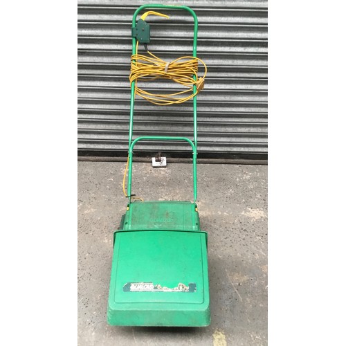 132 - Qualcast electric rotary mower