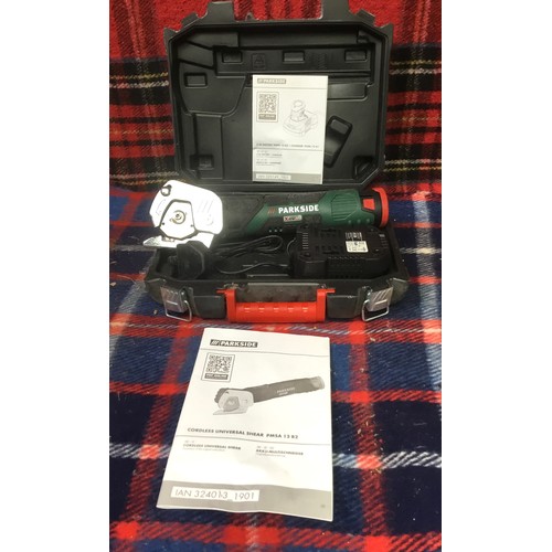 172 - Parkside universal cordless shears PMSA 12B2