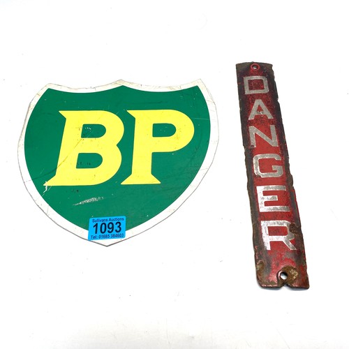 1093 - 2 vintage signs including: Enamel 