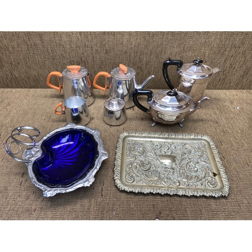 491 - Selection of stainless steel and silver plate including: Sona Coffee set,