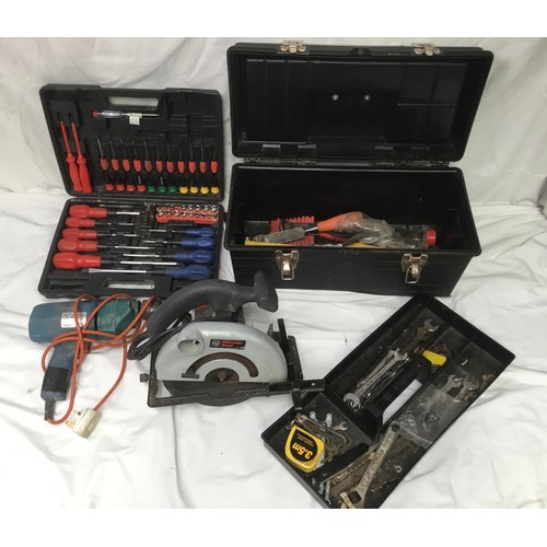 314 - Selection of tools including a circular saw, screwdriver set and a tool box