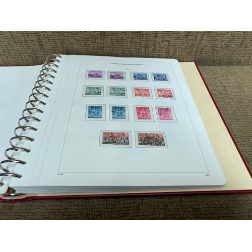 1000E - 6 books of stamps from private collection fresh to auction collected across europe, russia and easte... 