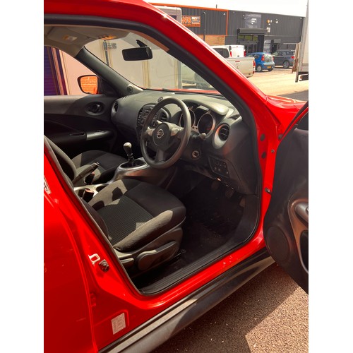 800 - Nissan Juke (ND67YDG) diesel, Red, Registered February 2018, two owners from new, V5 present. MOT un... 