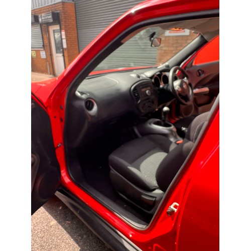 800 - Nissan Juke (ND67YDG) diesel, Red, Registered February 2018, two owners from new, V5 present. MOT un... 