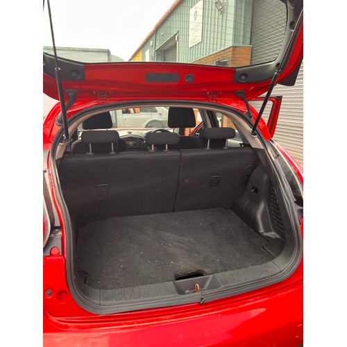 800 - Nissan Juke (ND67YDG) diesel, Red, Registered February 2018, two owners from new, V5 present. MOT un... 