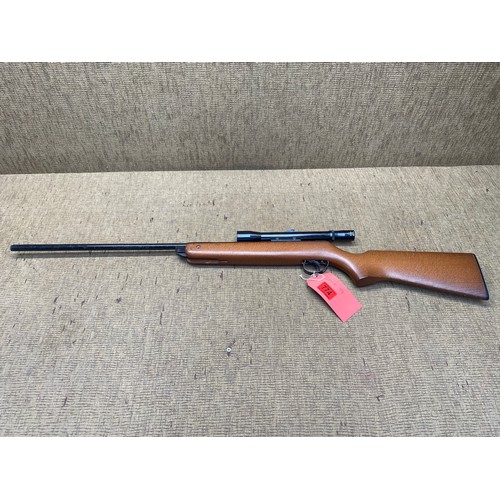 774 - BSA Air rifle, .22, TH39549.(won't cock) and a BSA sight 4x20. local collection only or shipping to ... 