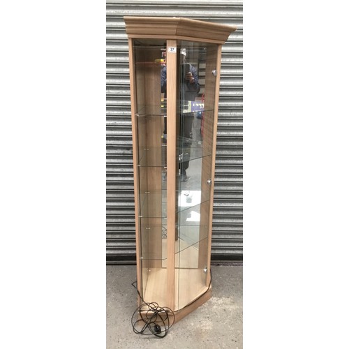 37 - Corner unit display cabinet 184cm.